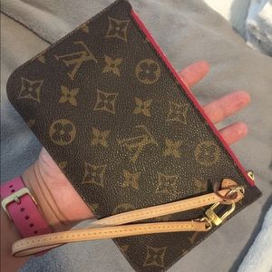 Authentic Louis Vuitton NeverFull Wristlet